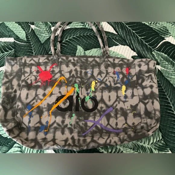 Alo Gray Tie-Dye Tote Bag with Colorful Print LOVE IS LOVE - Picture 3 of 6